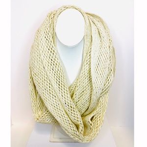 APT.9 | Weaved Metallic Infinity Fashion Scarf